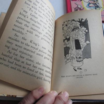 2 Nice Vintage Kids Books