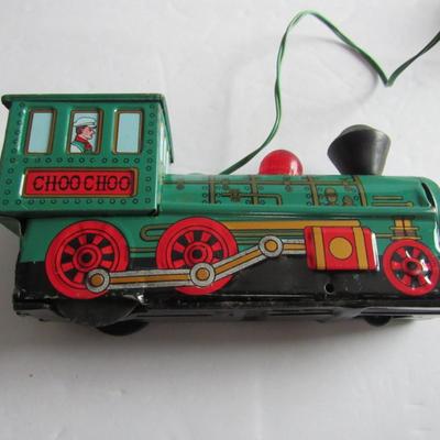 Vintage Tin Marx Locomotive Battery Op and Wind Up Snail