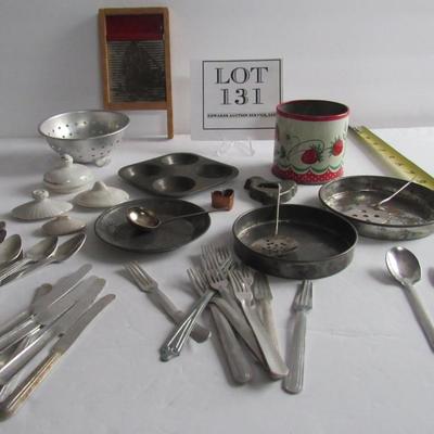 Lot of Vintage Kid's Kitchenware Toys and Washboard