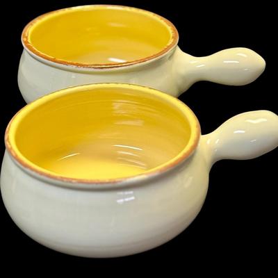 Vietri 6â€ Handled Round Baker Cucina Fresca