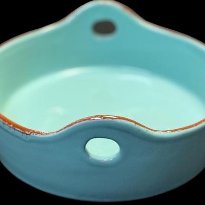 Vietri Round Double Handle Small Baker