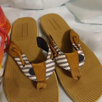 3 pair women's size 8 shoes