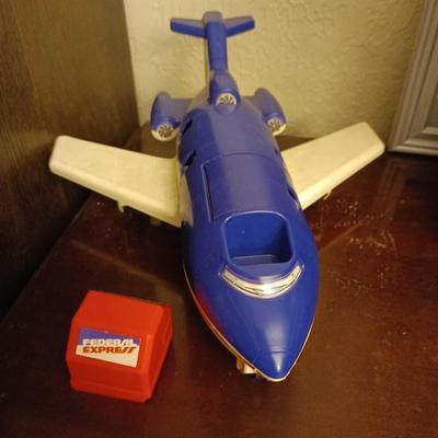 Fed Ex toy airplane