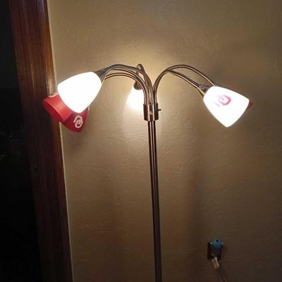 Floor lamp with OU theme