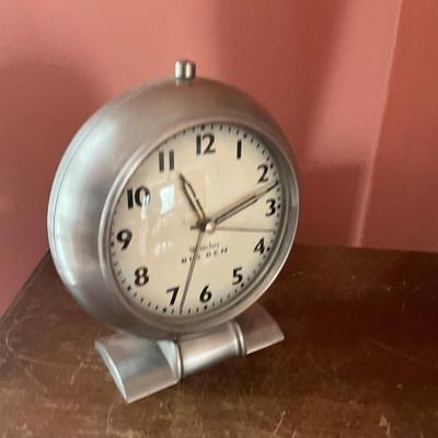 H714 Pottery Lamp with Clock