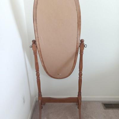 Traditional Queen Anna Style Wood Floor Cheval Mirror