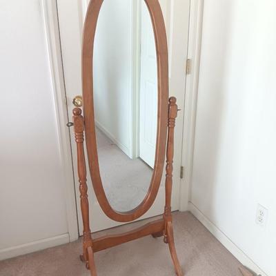 Traditional Queen Anna Style Wood Floor Cheval Mirror