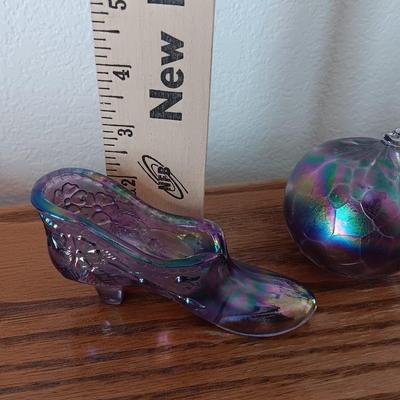 Iridescent glass slipper / shoe with friendship ball