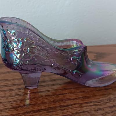 Iridescent glass slipper / shoe with friendship ball
