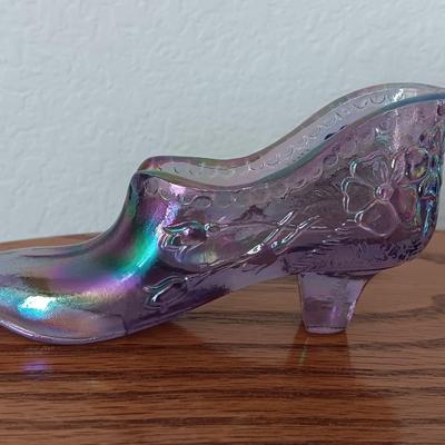 Iridescent glass slipper / shoe with friendship ball