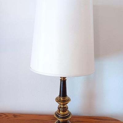 Brass table lamp Black and brass design