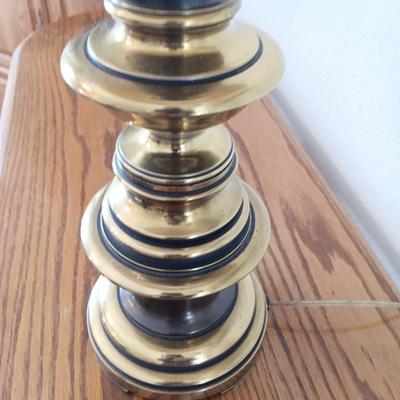 Brass table lamp Black and brass design