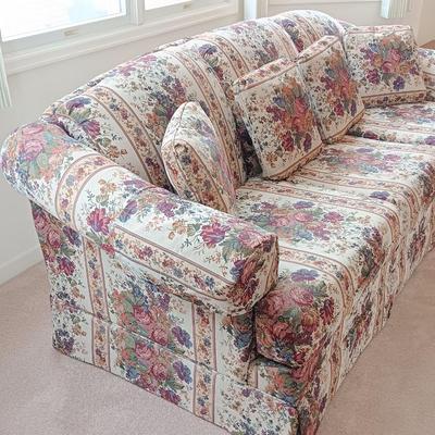 Charles Schneider Handcrafted Coventry Ensign Sofa with four self pillows