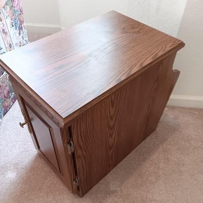 Nice small End table with storage and magazine rack