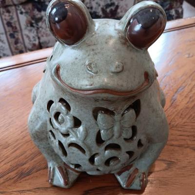 Ceramic led Light up yard / Garden frog