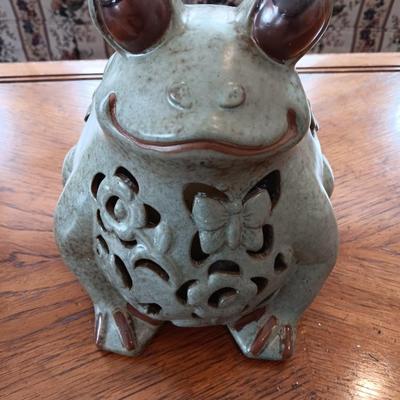 Ceramic led Light up yard / Garden frog