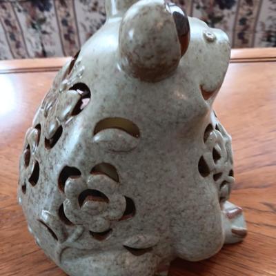Ceramic led Light up yard / Garden frog