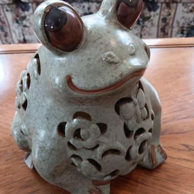 Ceramic led Light up yard / Garden frog