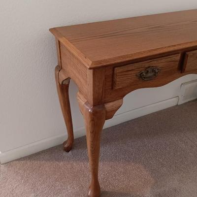 Entry way table with drawer