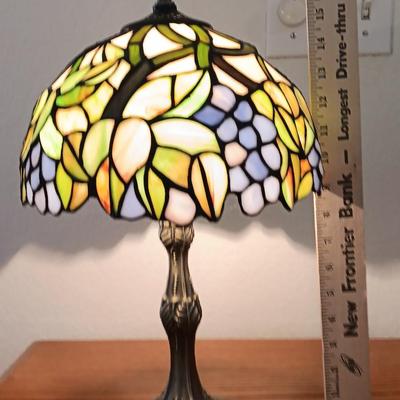 Elements tiffany style heavy brass lamp with stained glass like shade