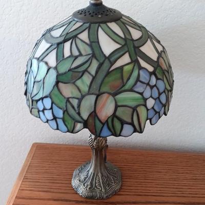 Elements tiffany style heavy brass lamp with stained glass like shade