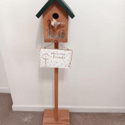 Welcome Friends entry way / garden bird house