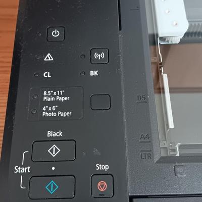 Canon Pixma Printer scanner copier with cables