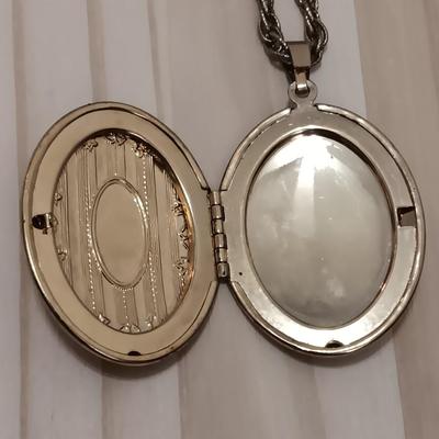 Vintage pendant necklace and a locket on a chain