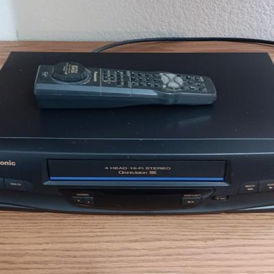 Panasonic 4 head VHS player with remote control