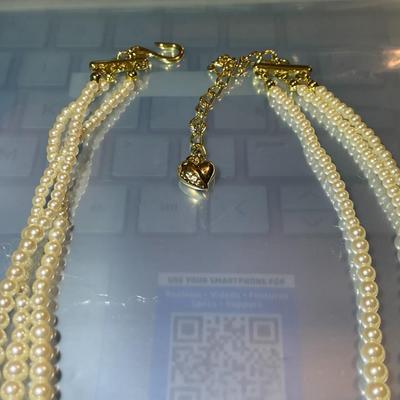 Carolee Designer 16"-19" Adjustable Faux Triple Strand Pearl Necklace in Great Hardly Worn Condition as Pictured.