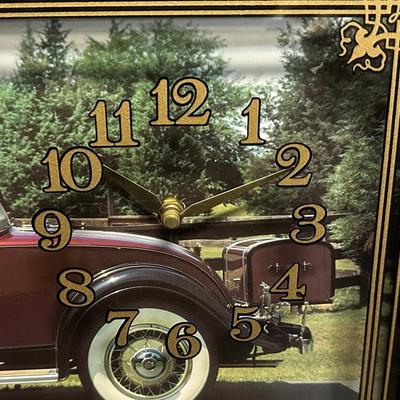  1930 CADILLAC V-16 ROADSTER INTERCRAFT WALL CLOCK 1970s