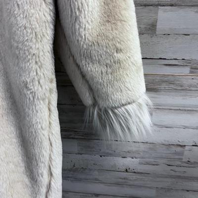 NEW Women's Faux Fur Beige PAJI Made in USA 