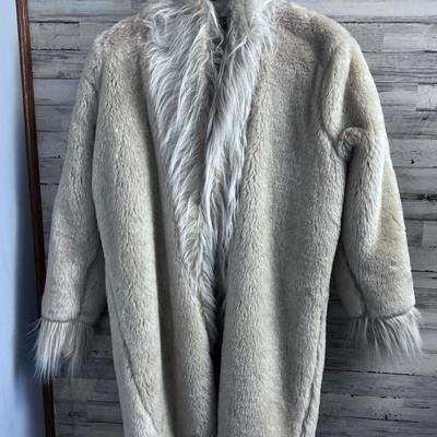 NEW Women's Faux Fur Beige PAJI Made in USA 