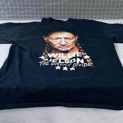 Willey Nelson GREAT DIVIDE Concert T-Shirt COLLECTIBLE! 