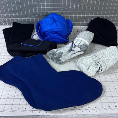 Cold Weather Gear MEN'S: Neoprene Bootie, Socks Etc. 