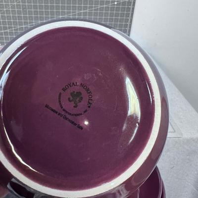 Purple Set of 8 Dishes, ROYAL NORFOLK 