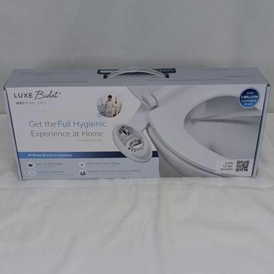 Brand New LUXE Bidet