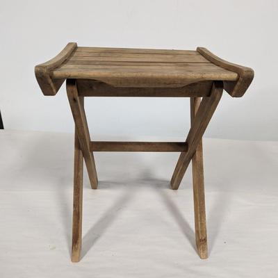 Fold-able Wooden Stool