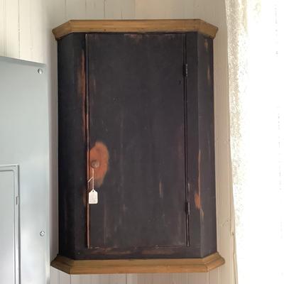 601 Primitive Style Antique Hanging Wooden Corner Wall Cabinet