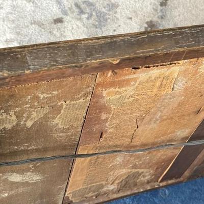 Antique Queen Ann Carved Gilt-wood Mirror