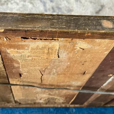 Antique Queen Ann Carved Gilt-wood Mirror