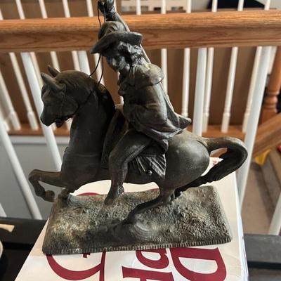 EARLY 1900'S METROPOLITAN MFG CO METAL STATUE OF A GENERAL RIDING A HORSE