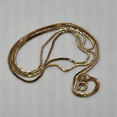 Gold chain necklace, 10k