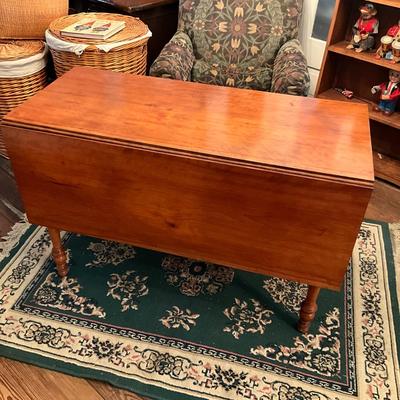 916 Vintage Dropleaf Cherry Table