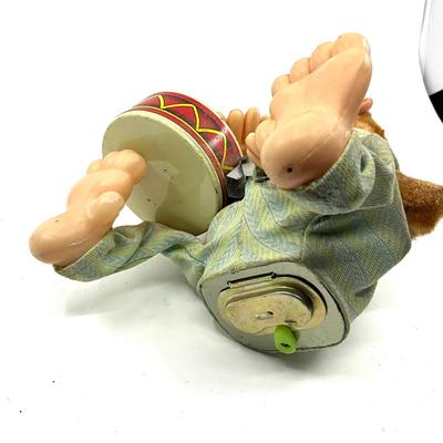 930 Vintage Monkey with Big Feet and Drum