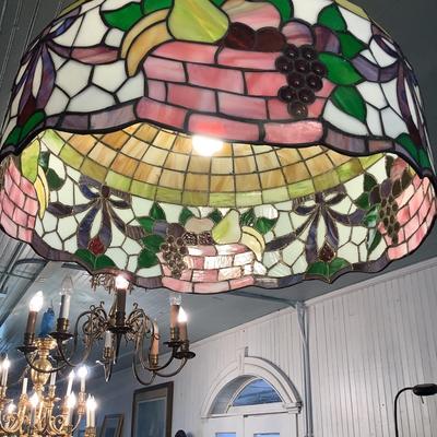 622 Vintage Reproduction Tiffany Style Hanging Lamp