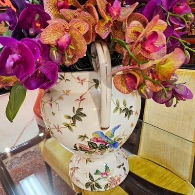 Large Capodimonte Vase