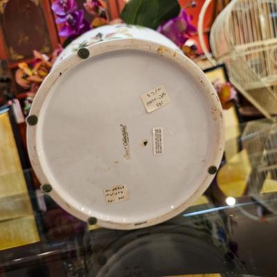 Large Capodimonte Vase