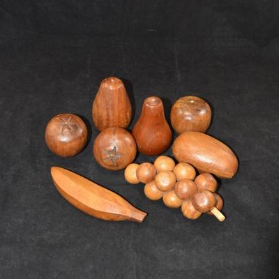 Lot of Vintage MCM Wooden Fruit Centerpiece Decor