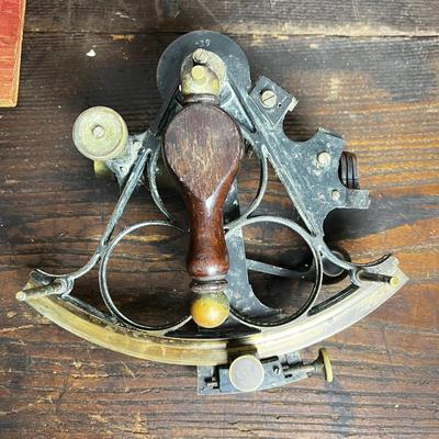 805 Antique T.S. & J.D. Negus Brass Sextant w/ Case